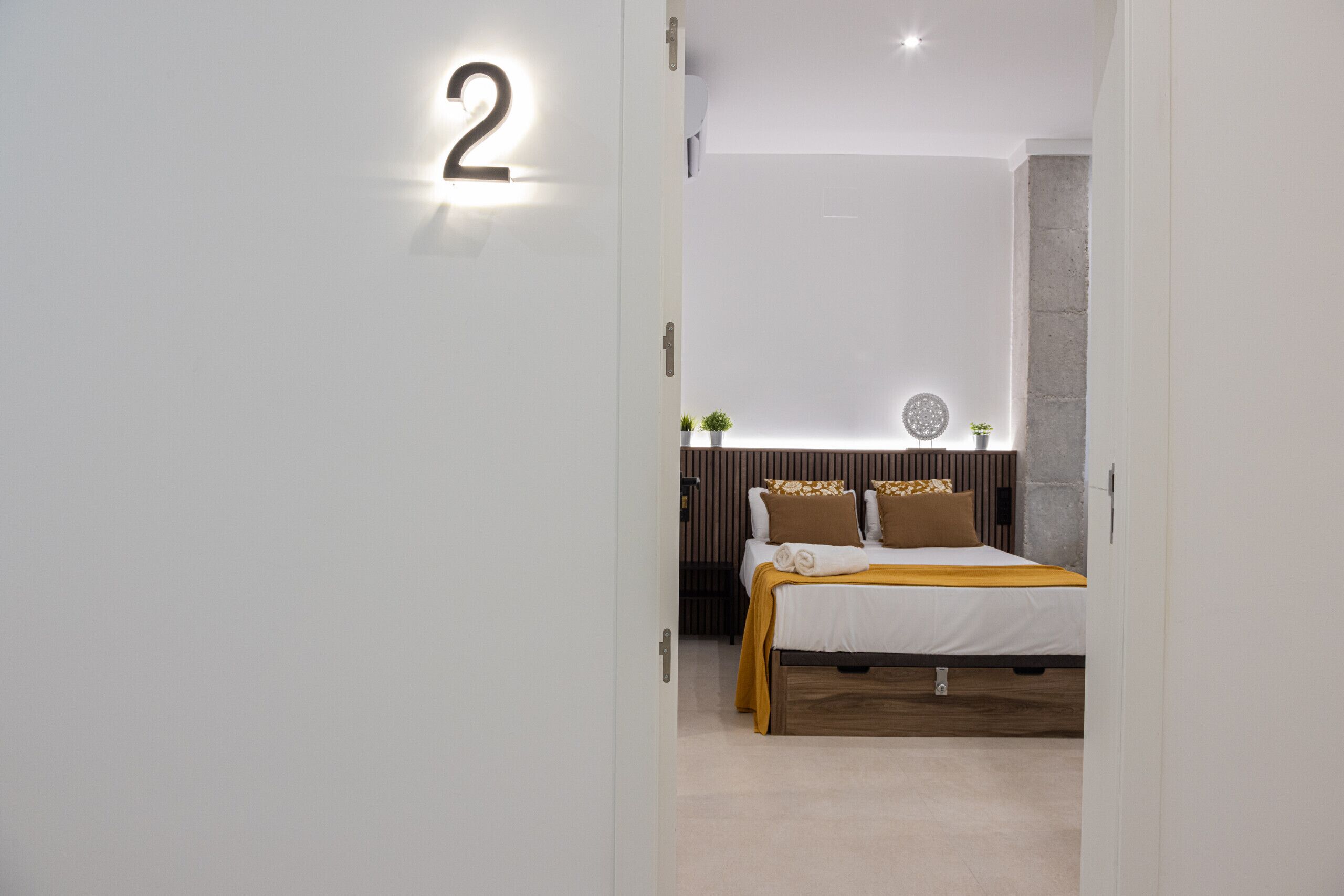 1 slaapkamer, een strijkplank/strijkijzer, gratis wifi, beddengoed