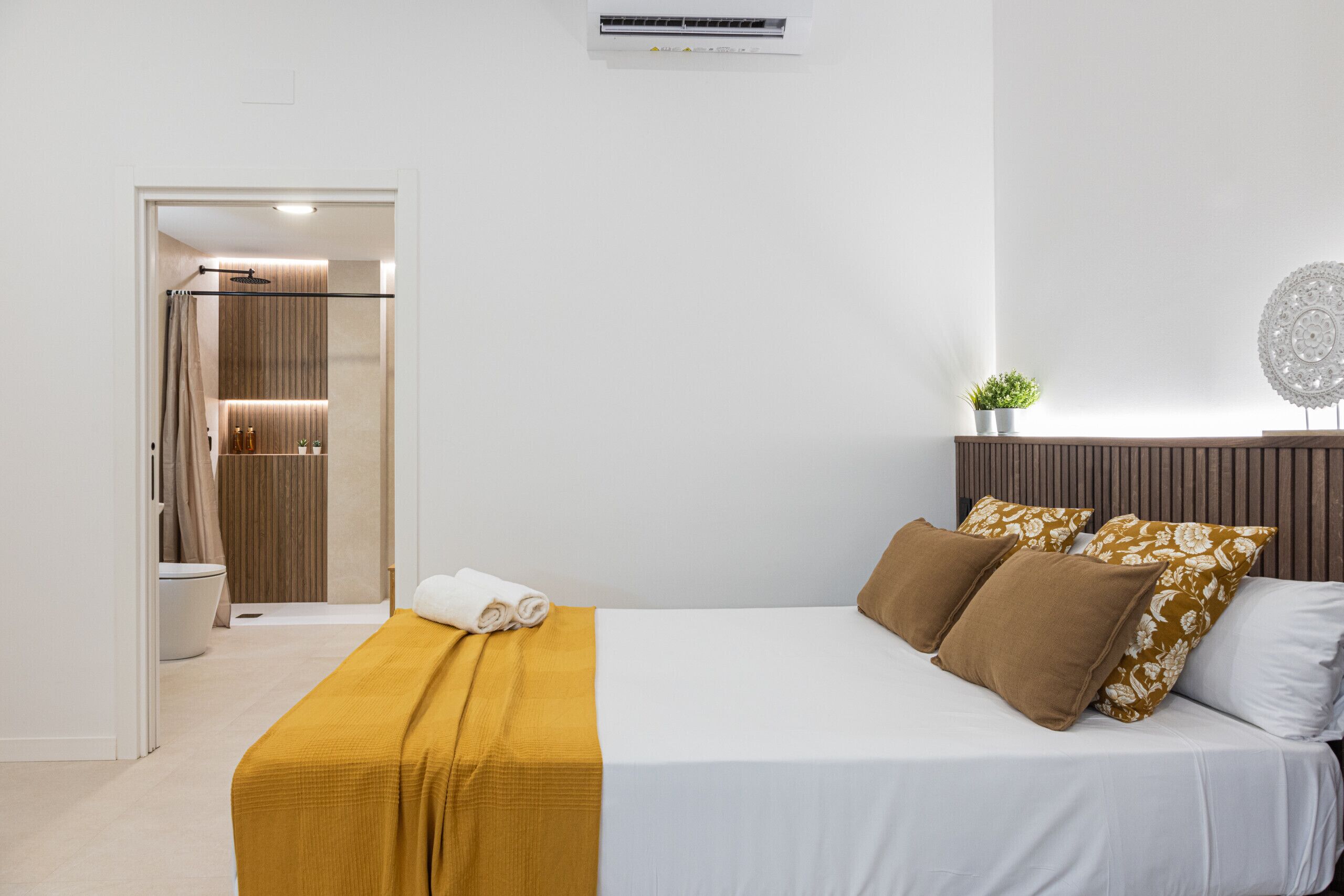 Fer et planche à repasser, Wi-Fi gratuit, draps fournis