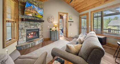 River Rock - 1mile to downtown Banner Elk, pets