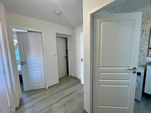 Interior - Renovated house with WIFI, 700m from the sea - Sleeps 4 (Bretignolles-sur-Mer)