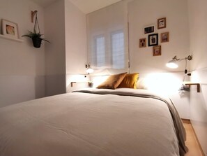 1 bedroom, internet, bed sheets