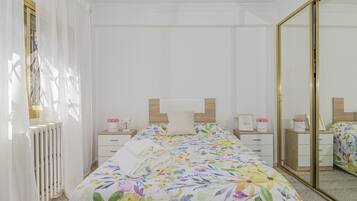 2 chambres, accĂšs Internet, draps fournis
