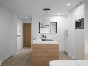 Fridge, microwave, coffee/tea maker