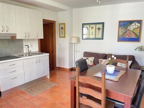 Interior - Charming Carmen in Albaicín with parking and air conditioning (Granada)