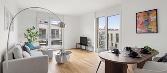 Luxus 4 Room Apart. ARTDECÓ I Terrace I Panzer KaserneI Family & Pet I Parking