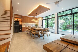 تناول الطعام