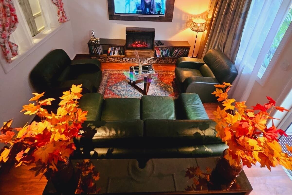 Standard Apartment, Garden View | Living area