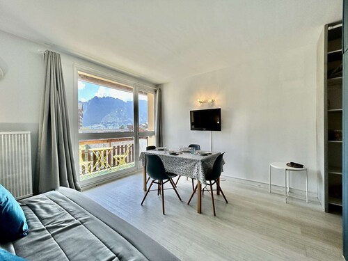 Studio cosy pour 5 personnes avec WiFi gratuit