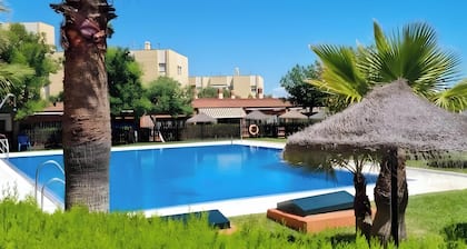 Studio '100m from the Beach' with Communal Pool, Private Terrace