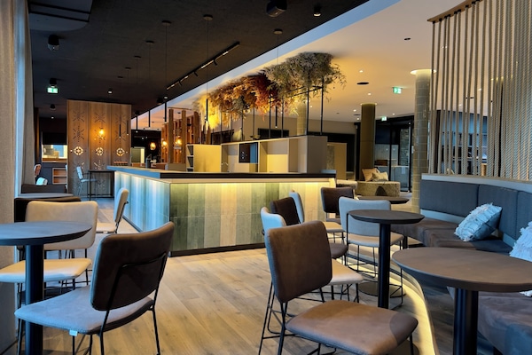 Cocktail bar