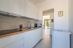 Nhà, 3 phòng ngủ | Bếp riêng | Tủ lạnh, lò vi sóng, bếp nấu, máy rửa bát