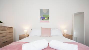 3 bedrooms, iron/ironing board, free WiFi, bed sheets