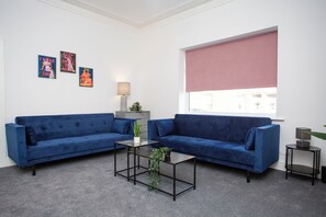 Smart TV, offices