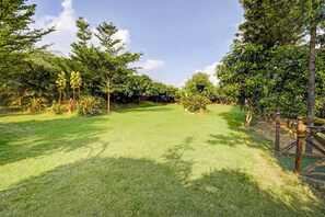 Exterior - Alaya Stays Fortezza | Pet-friendly 6-BHK Farmhouse With Private Pool (Sohna)