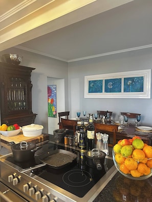 House, 3 Bedrooms | Interior - Miguel's Seaview Corner (Ponta do Sol)