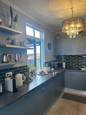 House, 3 Bedrooms | Interior