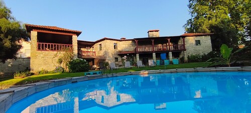 Ferienhaus 'Casa Nova das Oliveiras' mit Bergblick, WLAN und Klimaanlage