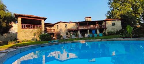 Ferienhaus 'Casa Nova das Oliveiras' mit Bergblick, WLAN und Klimaanlage