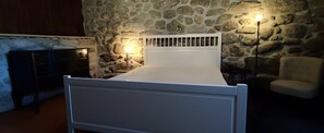 3 dormitorios, tabla de planchar con plancha, wifi y ropa de cama