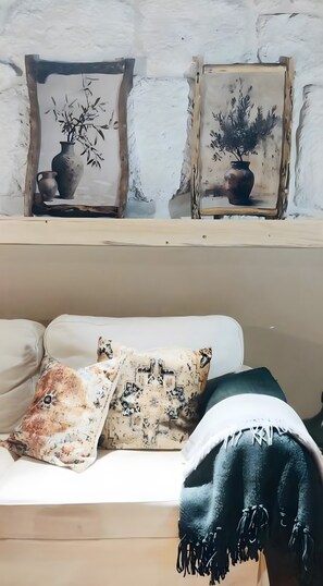 Interior - Holiday Home 'Casa Nova das Oliveiras' with Mountain View, Wi-Fi and Air Conditioning (Verim)