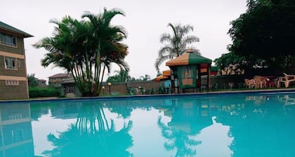 Golden Palm Breeze Hotel
