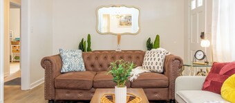 Central Serene Affordable - Walk to Eats & Stores