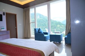 Chambre Deluxe double, vue sur la montagne | Draps en coton égyptien, literie de qualité