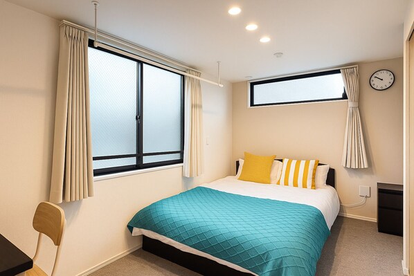 Desk, laptop workspace, blackout drapes, free WiFi
