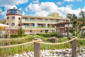 Mặt tiền nơi lưu trú