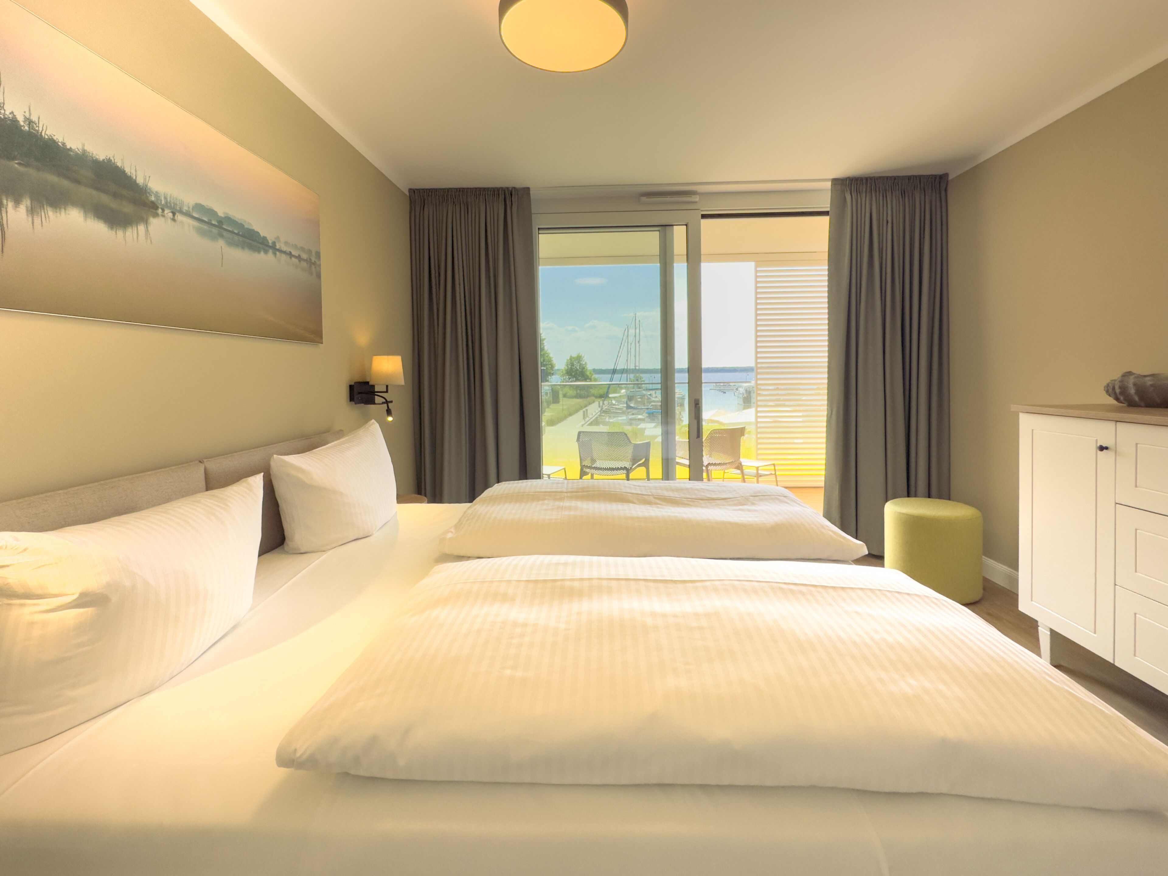 In-room safe, free WiFi, bed sheets