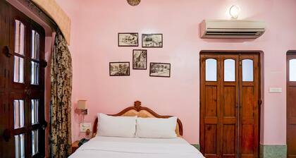 Palette Heritage Scindia Ghat
