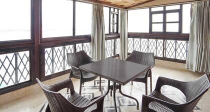 Palette Heritage Scindia Ghat