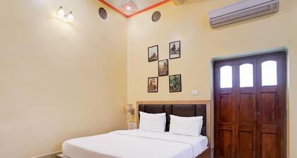 Palette Heritage Scindia Ghat