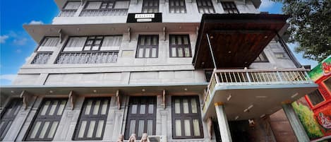 House | Exterior
