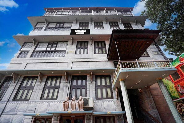 House | Exterior