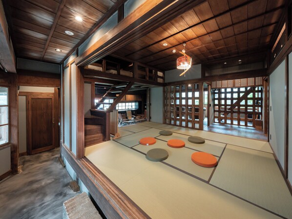 Traditional Room, Multiple Beds, Non Smoking, Private Bathroom | Free WiFi