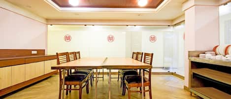 House | Dining