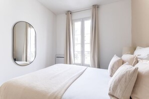 1 habitación, tabla de planchar con plancha, wifi gratis y ropa de cama 