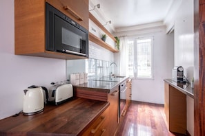 Microwave, oven, stovetop, dishwasher