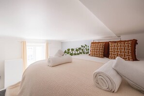 مكواة/لوح كي وواي فاي مجانًا وملاءات أسرّة