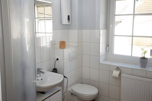 Douche, sèche-cheveux