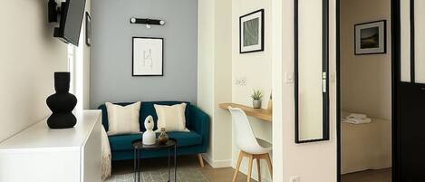 1 chambre, fer et planche à repasser, Wi-Fi gratuit, draps fournis