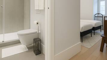 2 Schlafzimmer, Bügeleisen/Bügelbrett, kostenloses WLAN, Bettwäsche