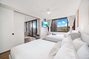 1 bedroom, iron/ironing board, free WiFi, bed sheets - 24F Diamond Head & Ocean Peek, Near Beach, Parking (Honolulu)