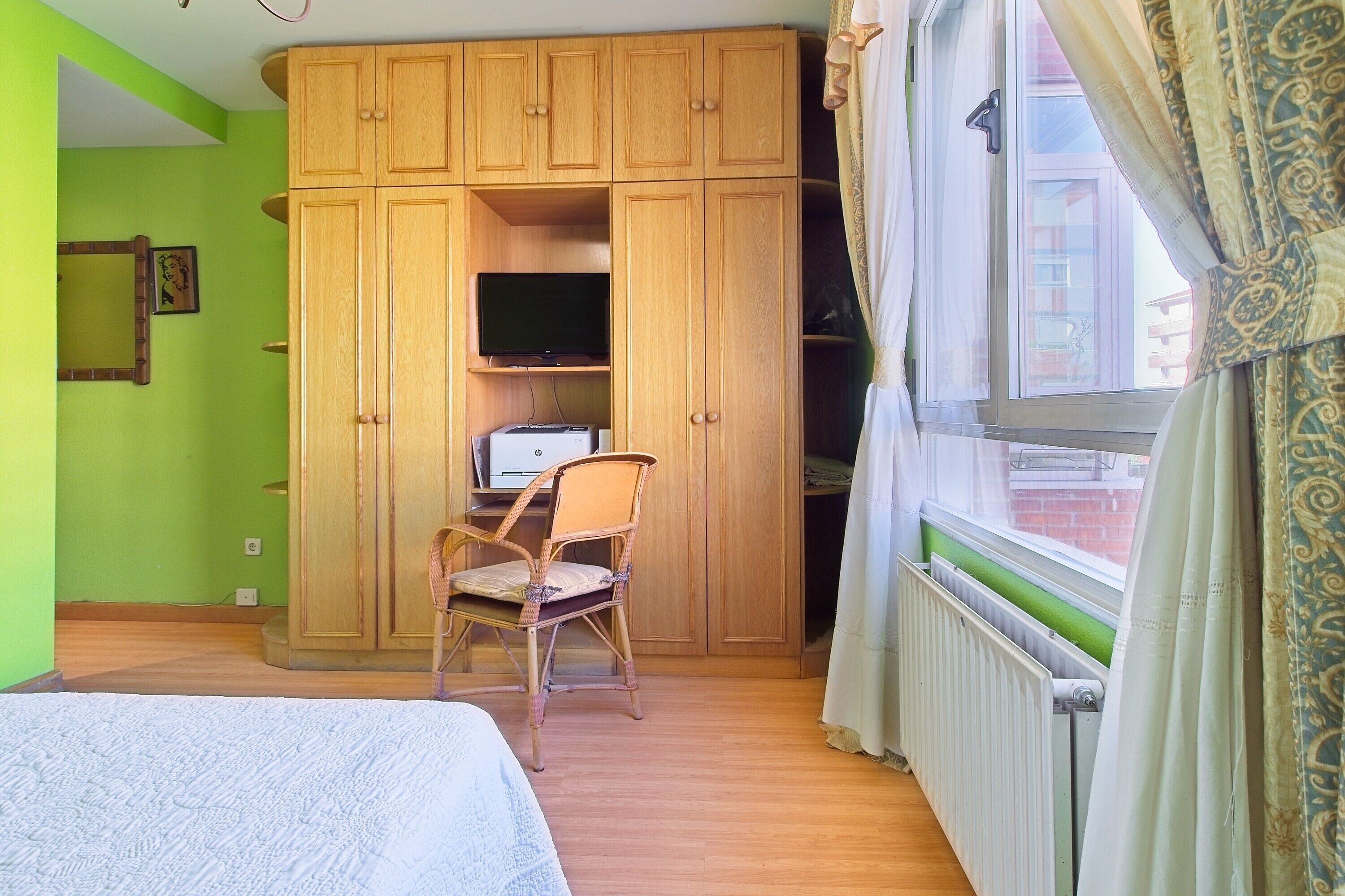 4 camere, ferro/asse da stiro, Wi-Fi, lenzuola