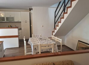 Villa (Three Bedroom Villa) | Private kitchen