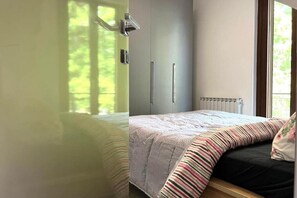 1 bedroom, WiFi, bed sheets - Nina's House with a view of the Colli Di Bergamo (Lombardia)