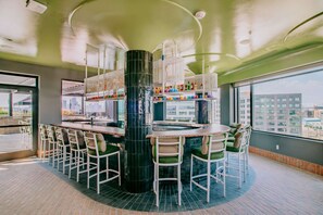 Bar (in der Unterkunft)