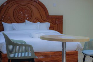 Deluxe Double Room, City View | Free WiFi, bed sheets