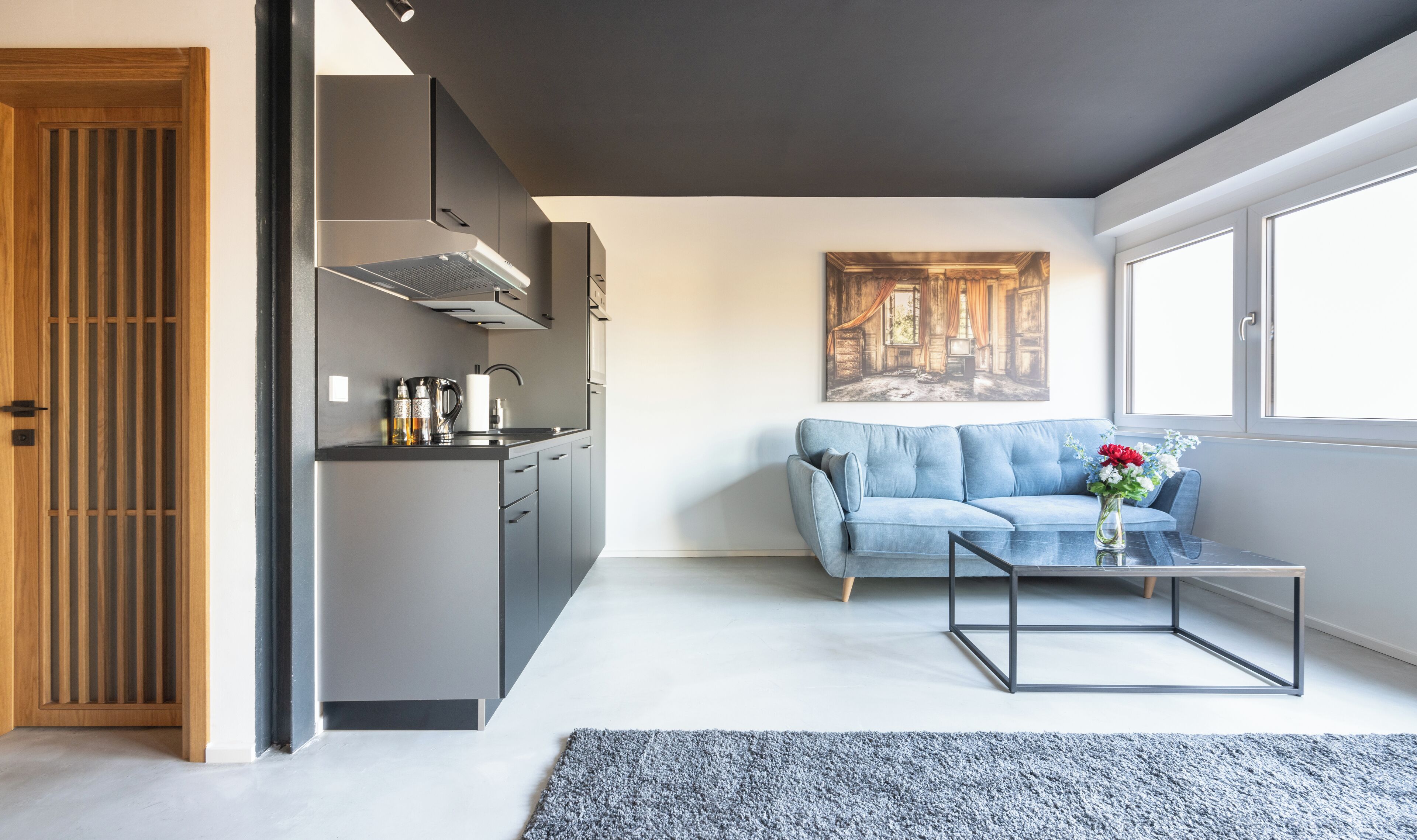 Comfort Studio | Laptop workspace, iron/ironing board, free WiFi, bed sheets